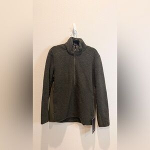 Lululemon Tundra Trek 1/2 zip nwt